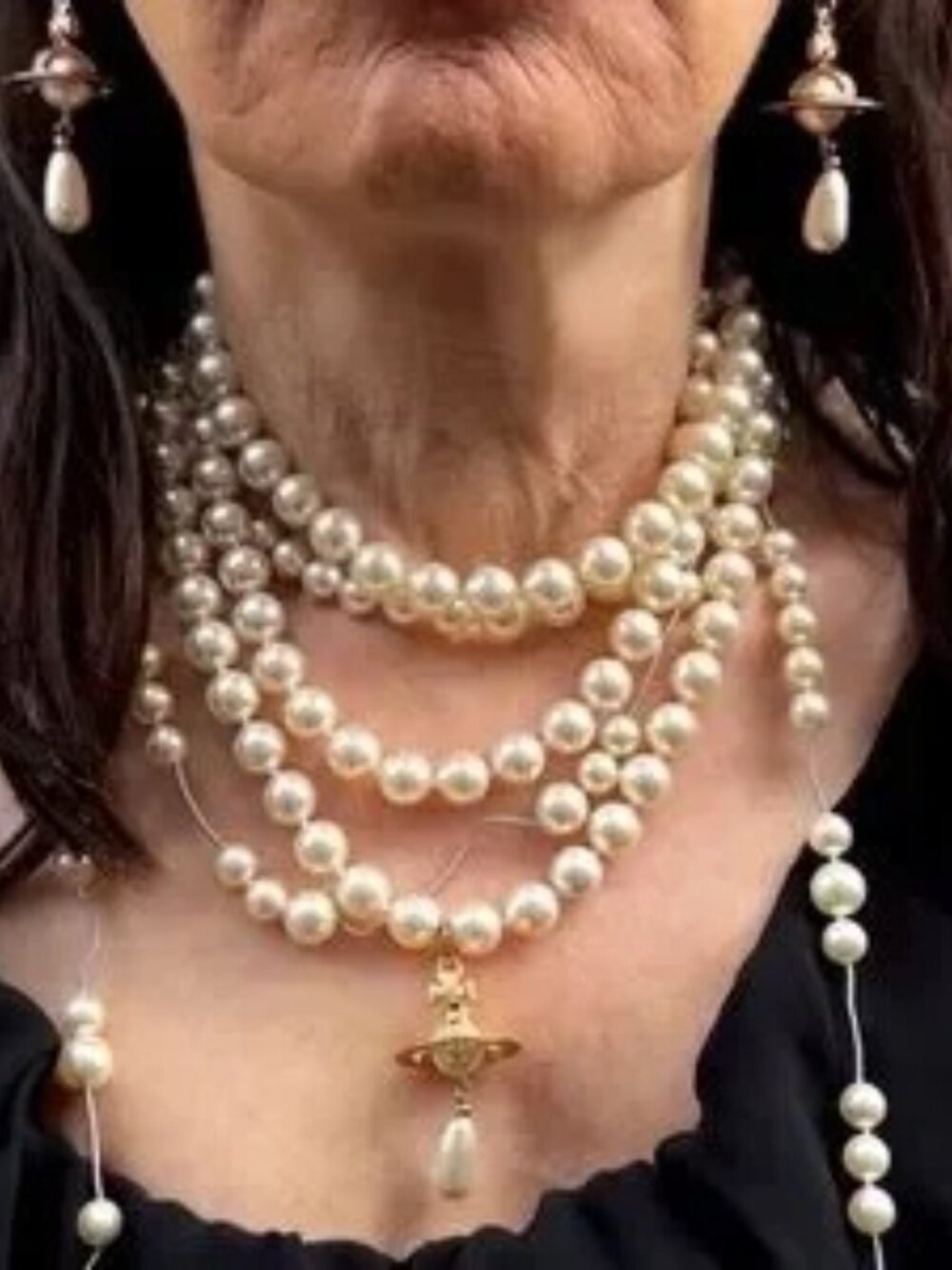 AUTH-Vivienne Westwood | Three Row Pearl Drop Chocker Gold-tone - Picture 3 of 4